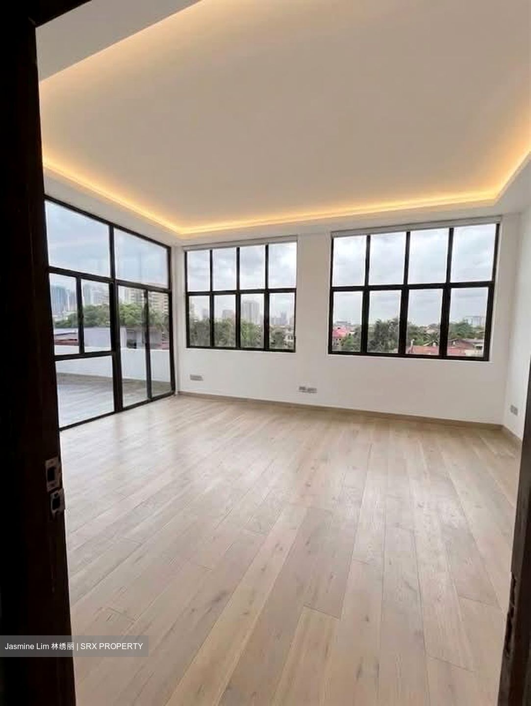 Kent Ridge Crescent (D5), Semi-Detached #579688161